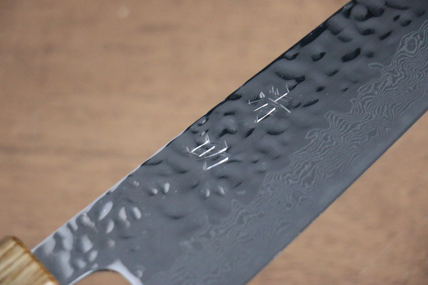 Seisuke Tsukikage AUS10 ขัด ดามัสกัส ลายค้อนตี มีดกิวโตะ Gyuto มีดทำครัวญี่ปุ่น 180mm ด้ามโอ๊ค