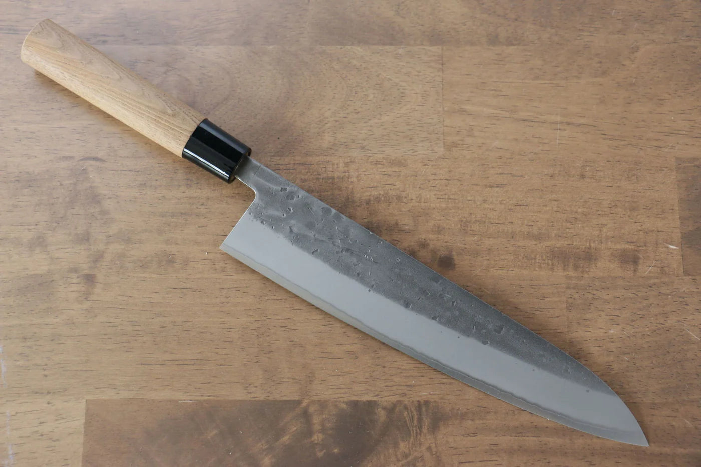 Seisuke Blue Steel (บลูสตีล) No.2 ลายคล้ายผิวลูกสาลี่ มีดกิวโตะ Gyuto มีดทำครัวญี่ปุ่น 240mm ด้ามเกาลัด