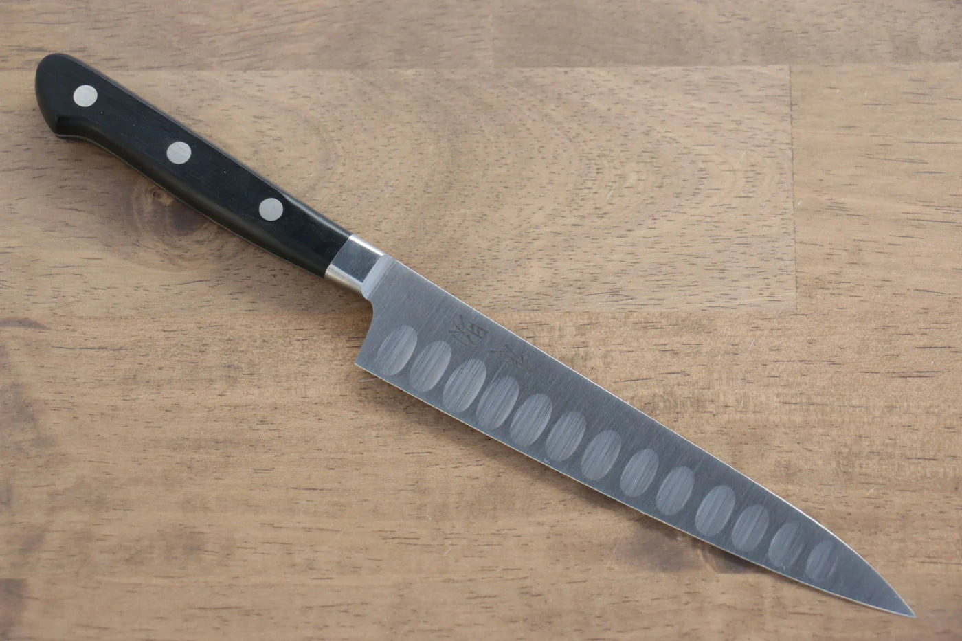 Seisuke Swedish Steel-stn (เหล็กสวีเดน stn) มีดขนาดเล็ก Petty สำหรับหั่นเเซลมอน มีดทำครัวญี่ปุ่น 150mm ด้ามไม้ Pakka wood สีดำ