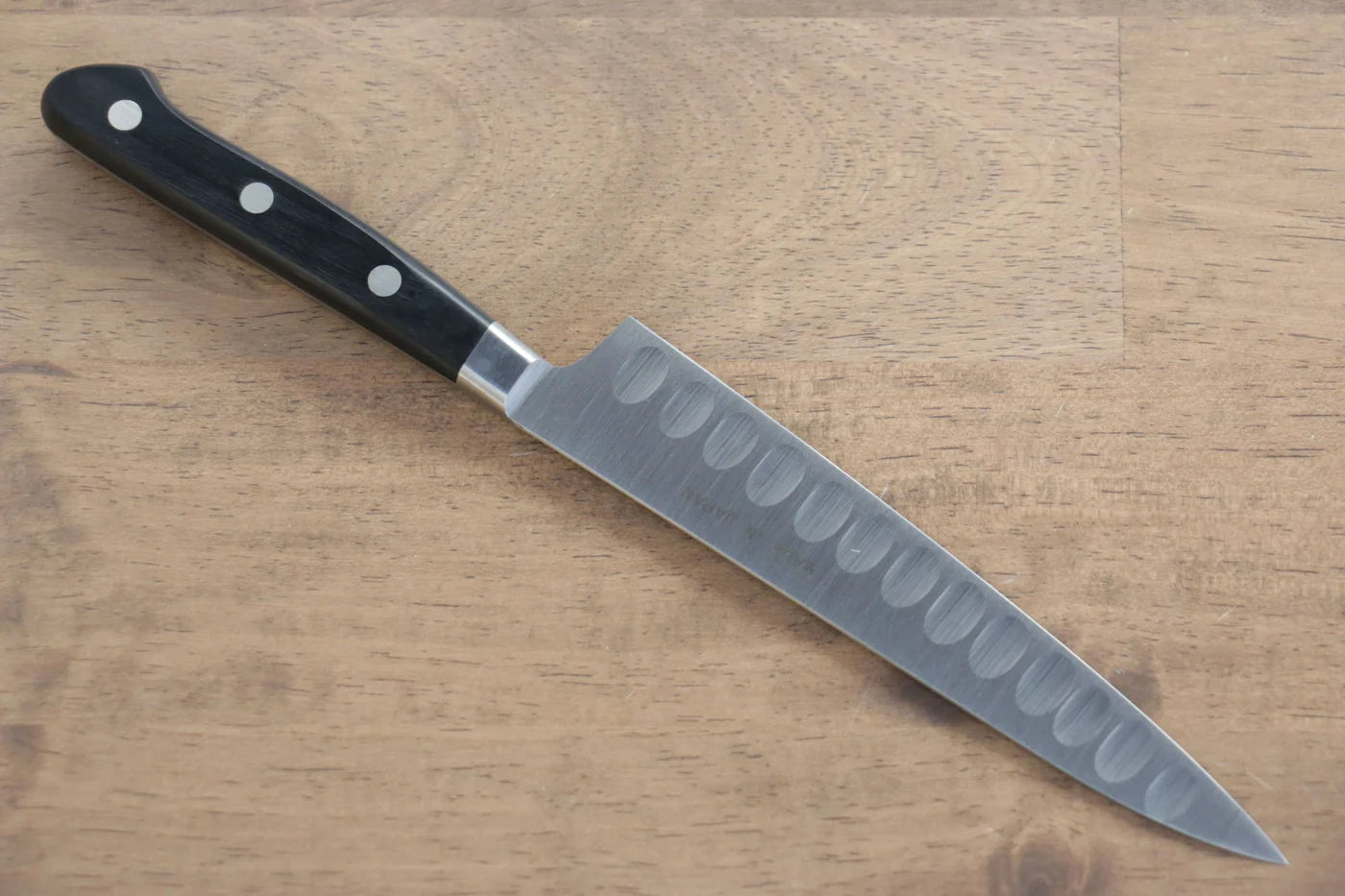 Seisuke Swedish Steel-stn (เหล็กสวีเดน stn) มีดขนาดเล็ก Petty สำหรับหั่นเเซลมอน มีดทำครัวญี่ปุ่น 150mm ด้ามไม้ Pakka wood สีดำ