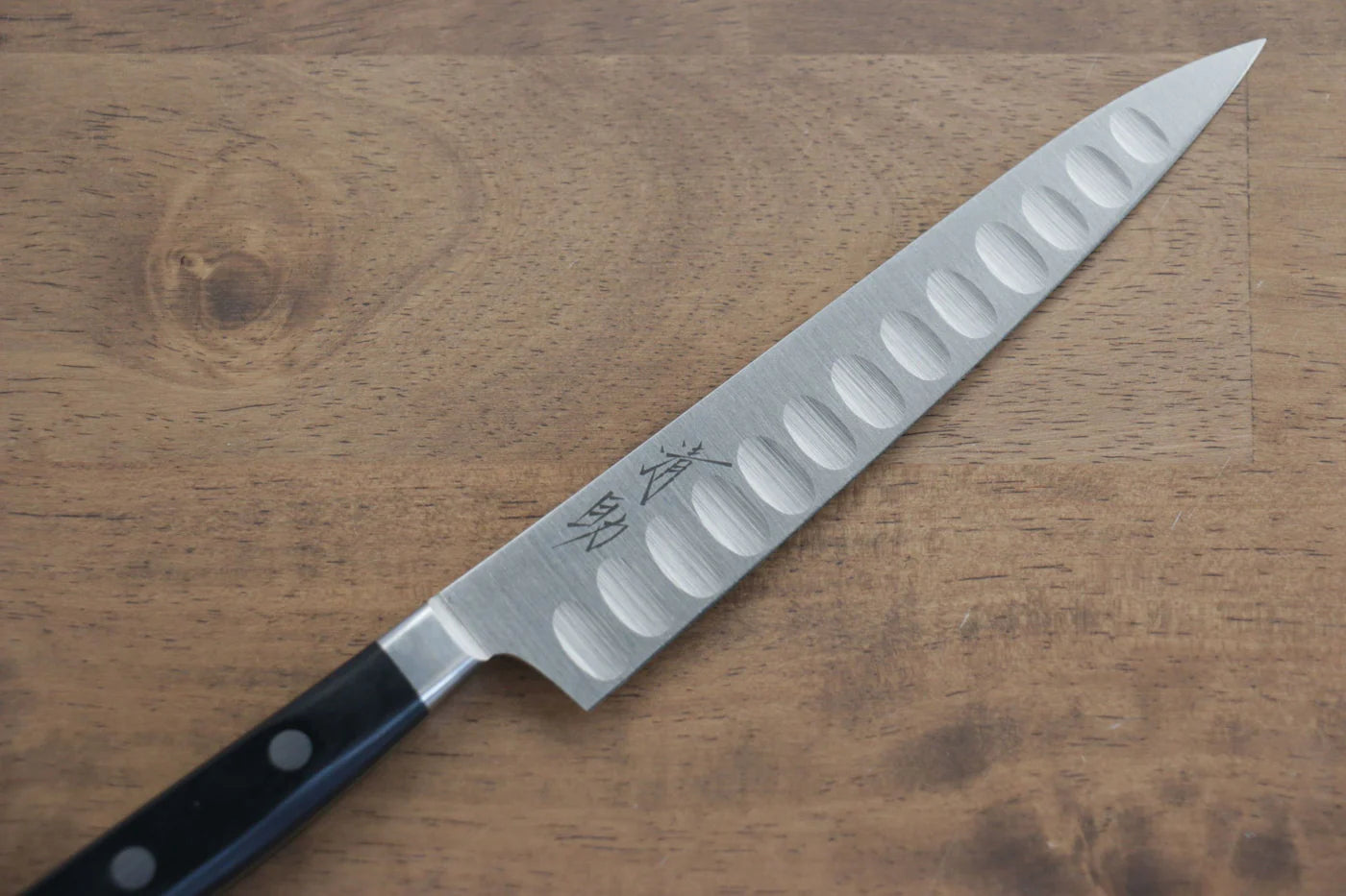 Seisuke Swedish Steel-stn (เหล็กสวีเดน stn) มีดขนาดเล็ก Petty สำหรับหั่นเเซลมอน มีดทำครัวญี่ปุ่น 150mm ด้ามไม้ Pakka wood สีดำ