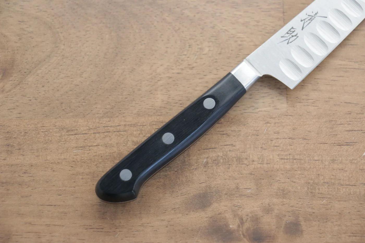 Seisuke Swedish Steel-stn (เหล็กสวีเดน stn) มีดขนาดเล็ก Petty สำหรับหั่นเเซลมอน มีดทำครัวญี่ปุ่น 150mm ด้ามไม้ Pakka wood สีดำ