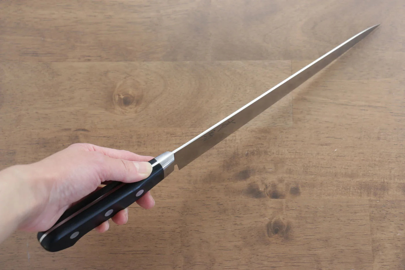 Seisuke Swedish Steel-stn (เหล็กสวีเดน stn) มีดเลาะเอ็นเเซลมอน Sujihiki Salmon มีดทำครัวญี่ปุ่น 240mm ด้ามไม้ Pakka wood สีดำ