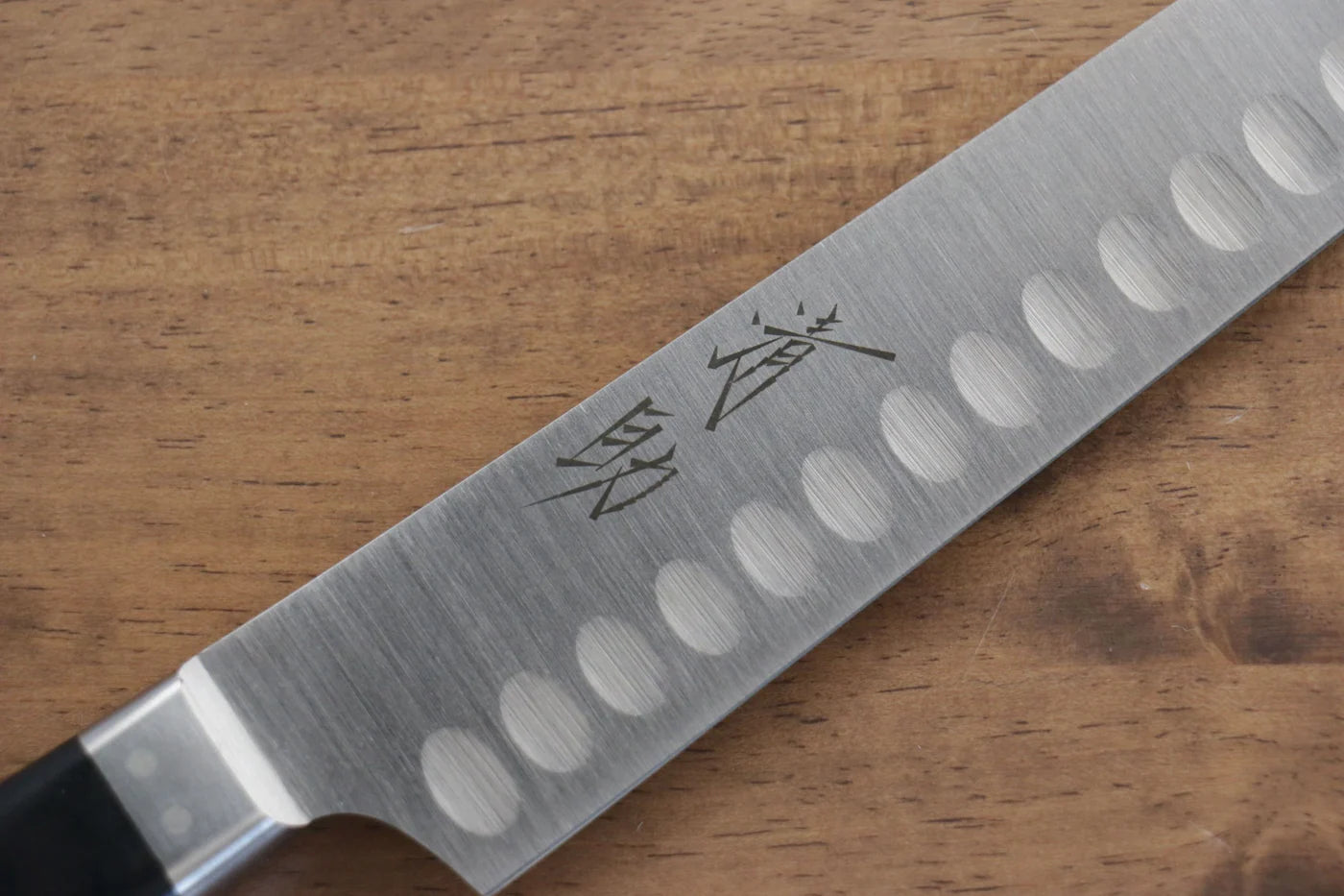 Seisuke Swedish Steel-stn (เหล็กสวีเดน stn) มีดเลาะเอ็นเเซลมอน Sujihiki Salmon มีดทำครัวญี่ปุ่น 270mm ด้ามไม้ Pakka wood สีดำ