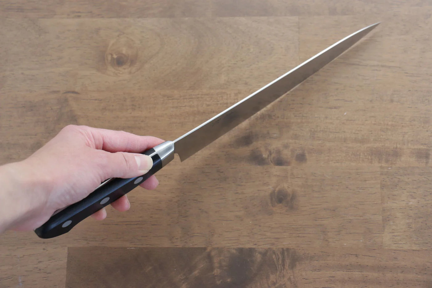 Seisuke Swedish Steel-stn (เหล็กสวีเดน stn) มีดกิวโตะเเซลมอน Gyuto Salmon มีดทำครัวญี่ปุ่น 210mm ด้ามไม้ Pakka wood สีดำ