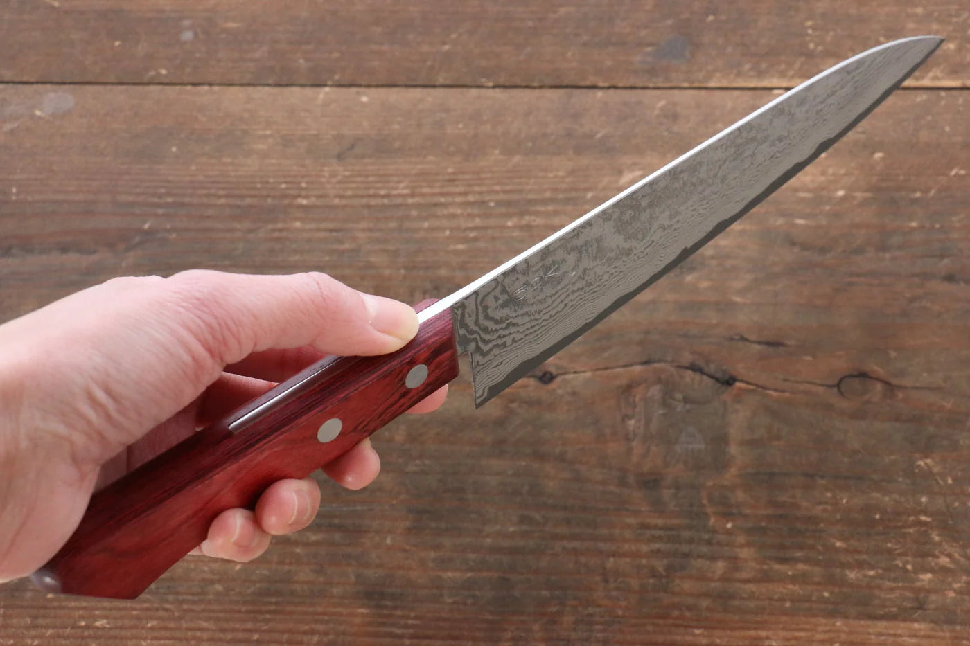 Nao Yamamoto VG10 ดามัสกัสดำ มีดกิวโตะ Gyuto มีดทำครัวญี่ปุ่น 180mm ด้ามไม้ Pakka wood สีแดง