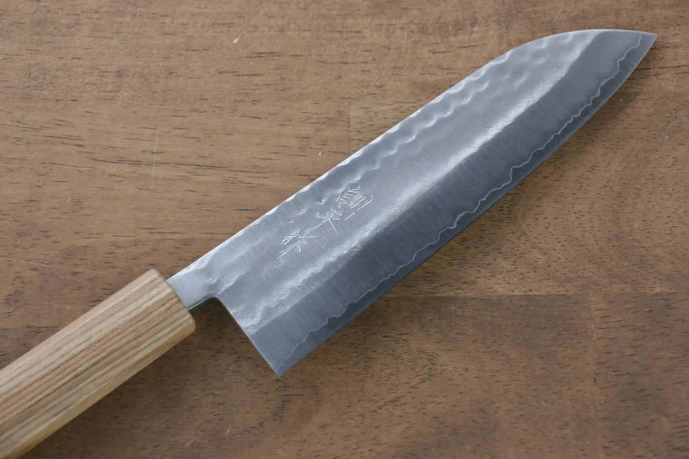 Kunihira VG1 ลายค้อนตี มีด Santoku มีดทำครัวญี่ปุ่น 170mm ด้ามต้น Sophora
