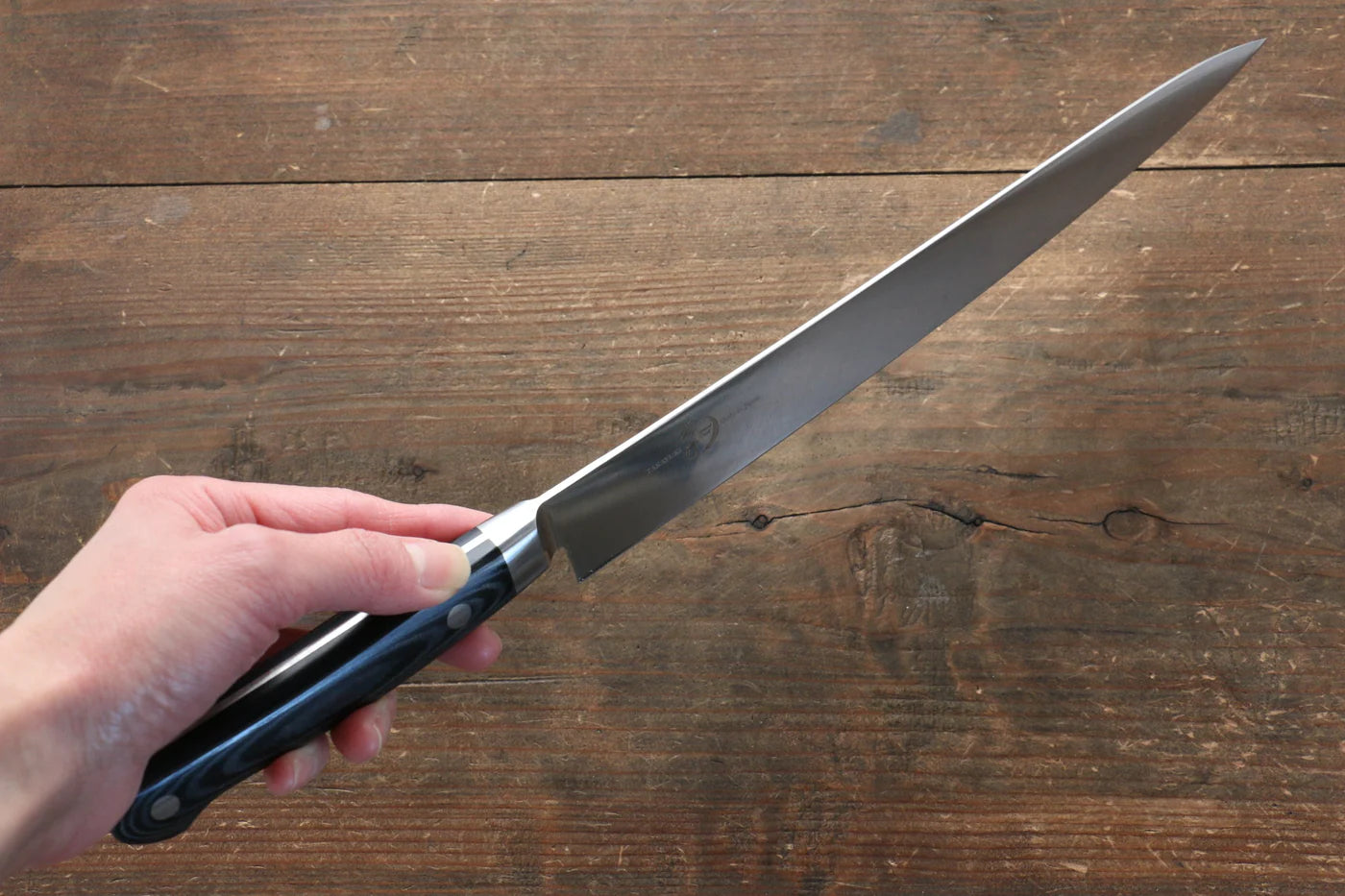 Sakai Takayuki Grand Chef Grand Chef สเเตนเลส มีดเลาะเอ็น Sujihiki มีดทำครัวญี่ปุ่น 240mm ด้าม Micarta ดำ