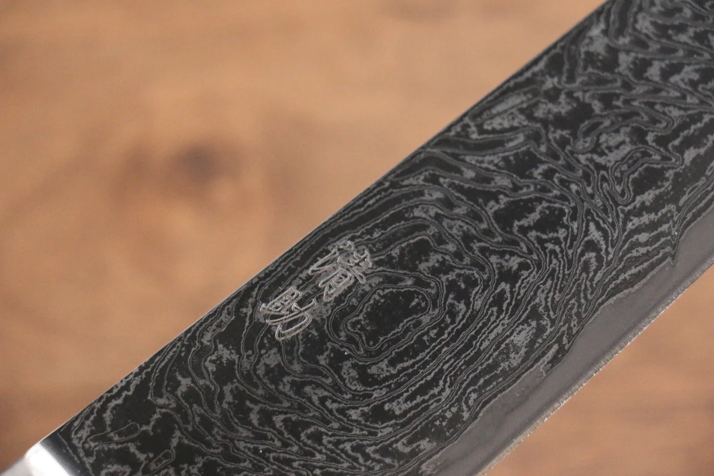 Seisuke Nami AUS10 ขัดขึ้นเงากระจก ลายดามัสกัส มีดกิวโตะ Gyuto มีดทำครัวญี่ปุ่น 210mm ด้ามไม้ Pakka wood สีแดง