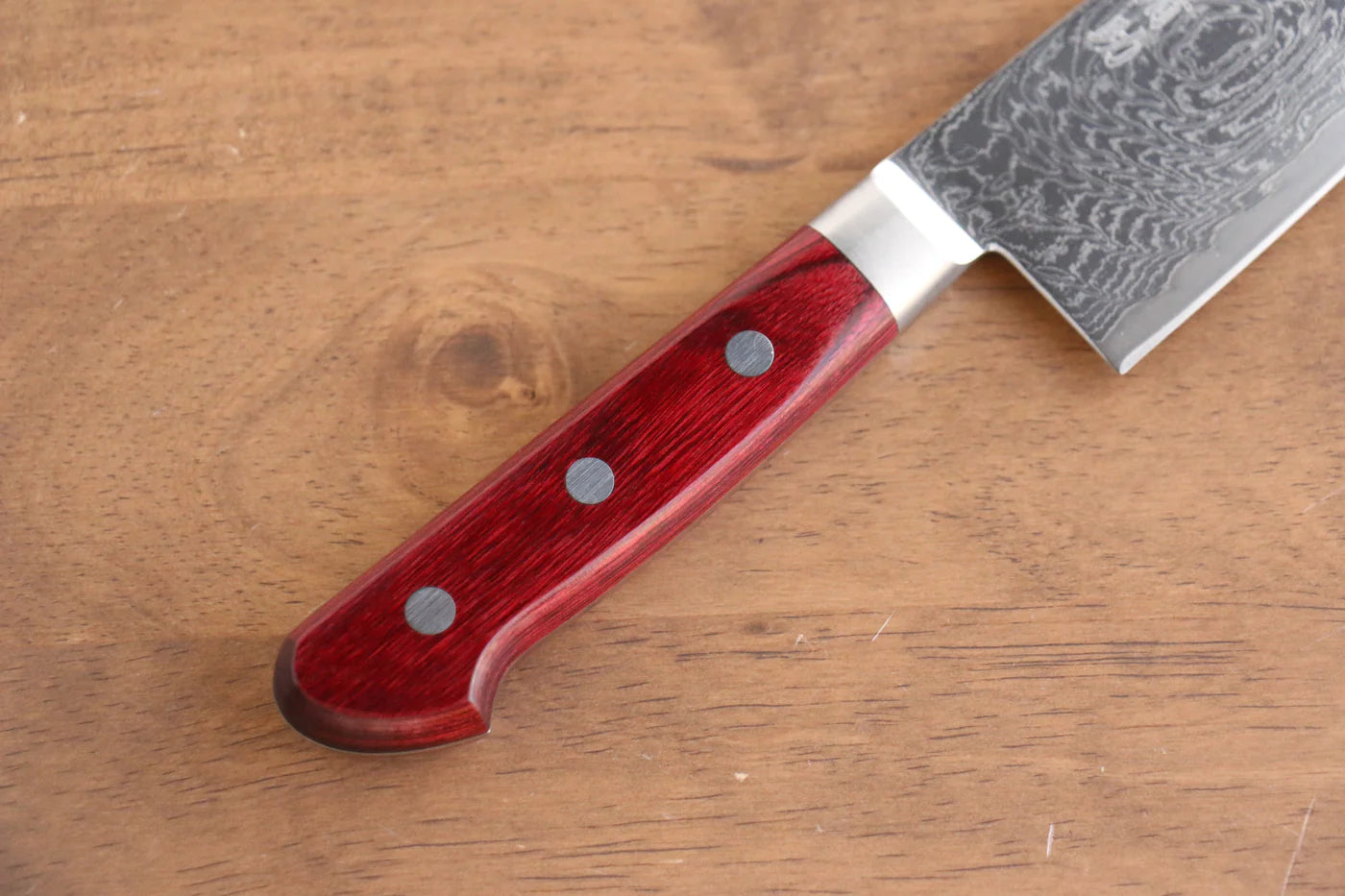 Seisuke Nami AUS10 ขัดขึ้นเงากระจก ลายดามัสกัส มีดกิวโตะ Gyuto มีดทำครัวญี่ปุ่น 210mm ด้ามไม้ Pakka wood สีแดง