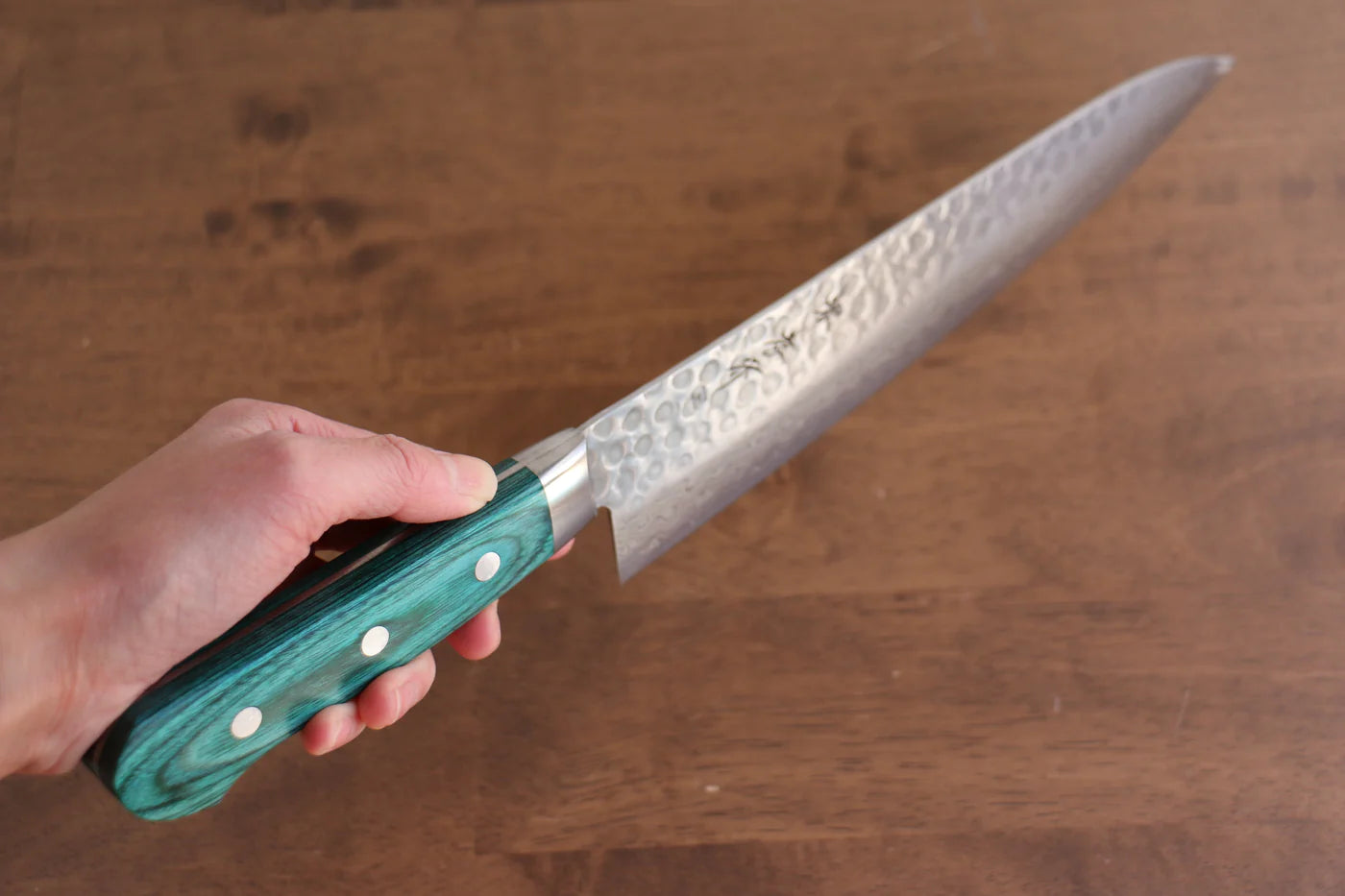 Sakai Takayuki VG10 ดามัสกัส 17 ชั้น มีดกิวโตะ Gyuto มีดทำครัวญี่ปุ่น 240mm ด้ามไม้ Pakka wood เขียว