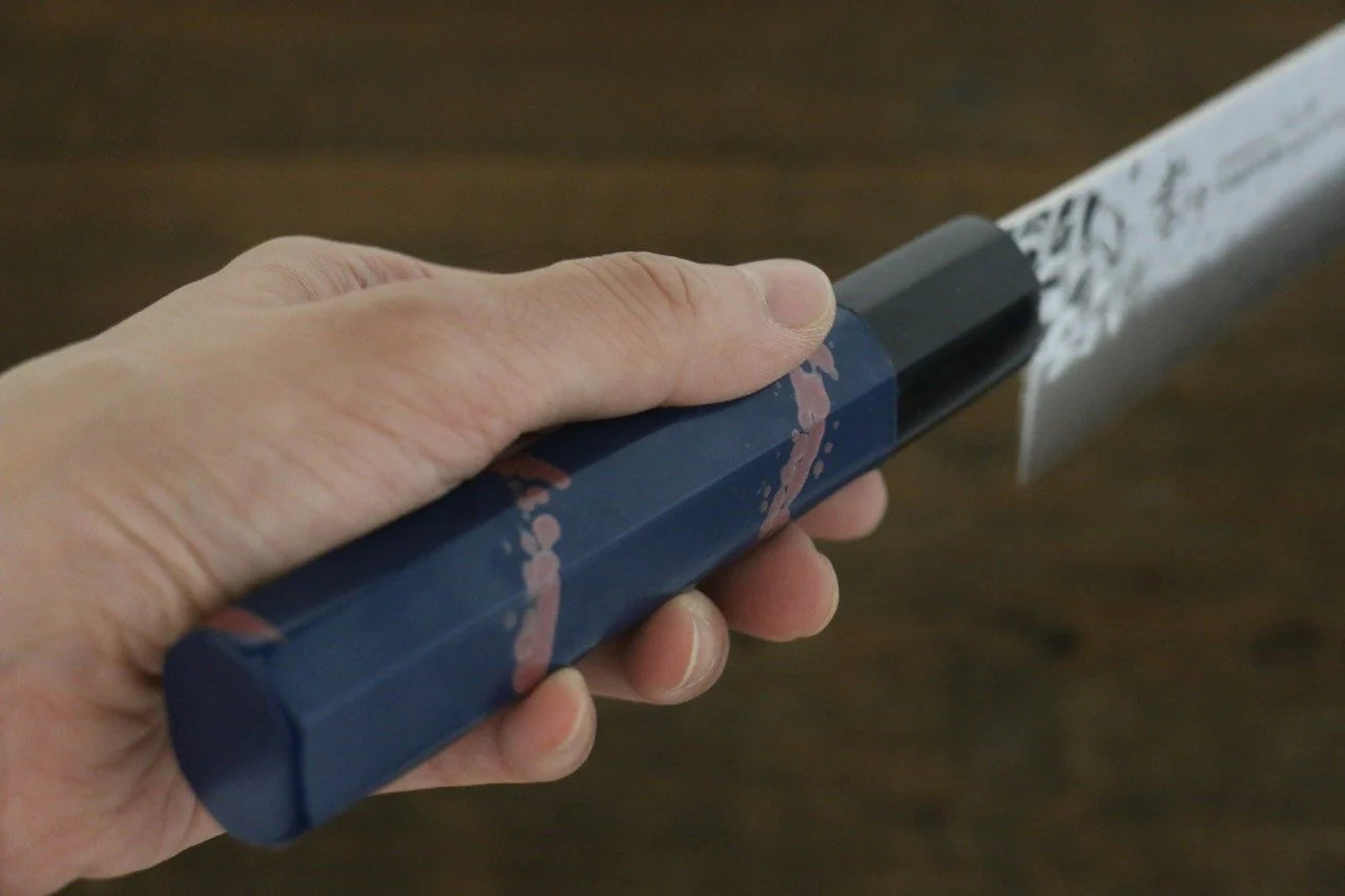 Sakai Takayuki VG10 33 ชั้น ดามัสกัส ลายค้อนตี มีดกิวโตะ Gyuto มีดทำครัวญี่ปุ่น 210mm ด้ามเคลือบสีน้ำเงิน มีฝัก (ปลอก) มีด