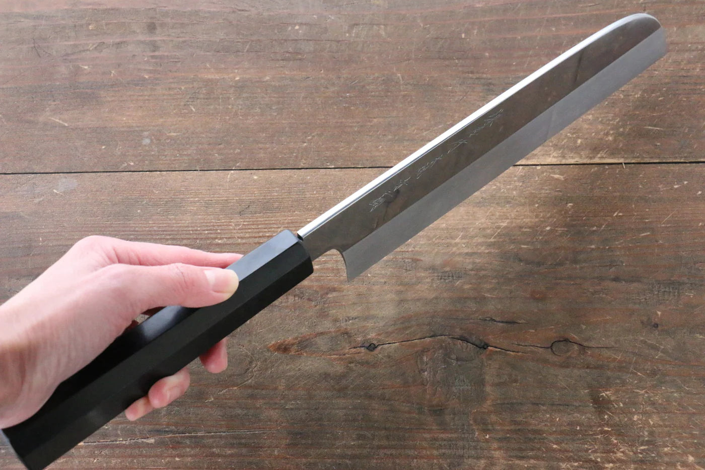 Sakai Takayuki Honyaki Blue Steel (บลูสตีล) No.2 ขัดขึ้นเงากระจก มีด Kamagata Usuba มีดทำครัวญี่ปุ่น 240mm ด้ามไม้มะเกลือ มีฝัก (ปลอก) มีด