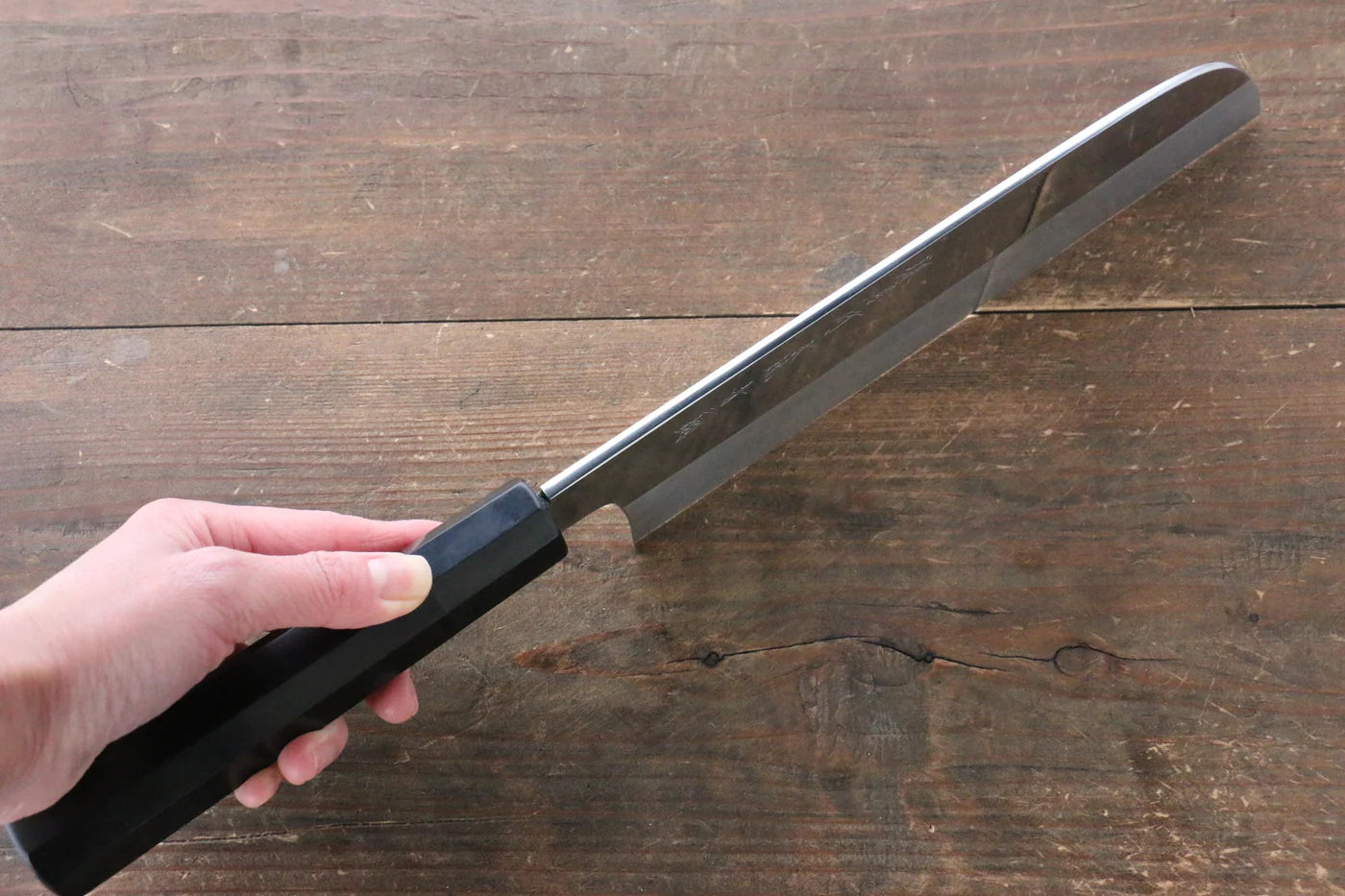 Sakai Takayuki Honyaki Blue Steel (บลูสตีล) No.2 ขัดขึ้นเงากระจก มีด Kamagata Usuba มีดทำครัวญี่ปุ่น 240mm ด้ามไม้มะเกลือ มีฝัก (ปลอก) มีด