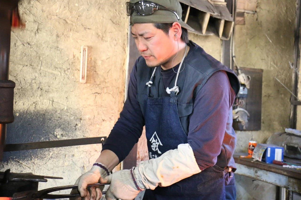 Shigeki Tanaka Silver Steel No.3 (เหล็กเงิน No.3) มีด Yanagiba มีดทำครัวญี่ปุ่น 300mm ด้ามไม้วอลนัท
