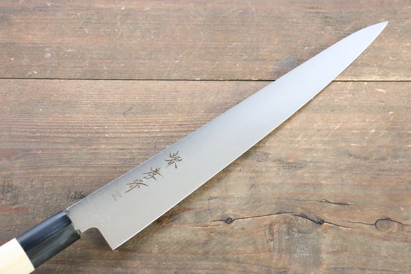Sakai Takayuki เหล็ก INOX  มีดเลาะเอ็น Sujihiki มีดทำครัวญี่ปุ่น 240mm ด้ามต้นเเมกโนเลีย