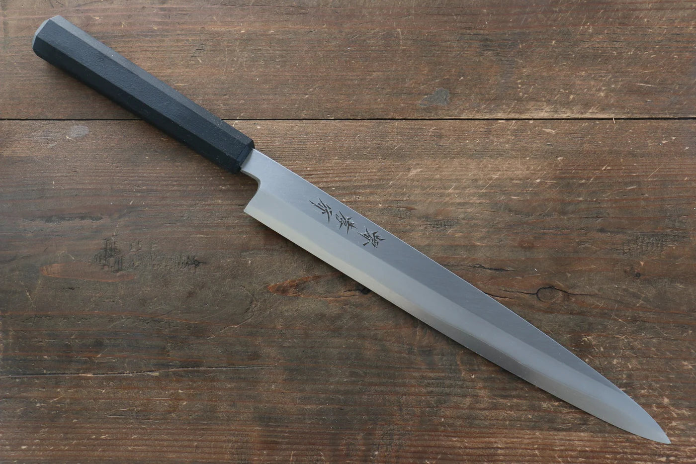 Sakai Takayuki Nanairo โมลิบดินัม INOX มีด Yanagiba มีดทำครัวญี่ปุ่น 270mm ด้ามพลาสติก ABS (เคลือบดำ)