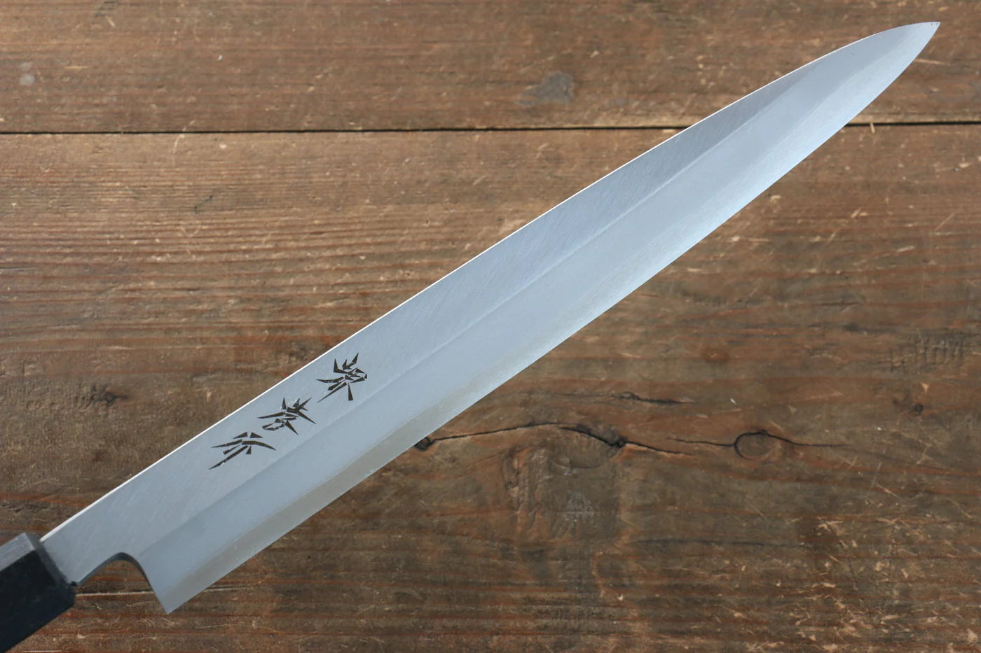Sakai Takayuki Nanairo โมลิบดินัม INOX มีด Yanagiba มีดทำครัวญี่ปุ่น 270mm ด้ามพลาสติก ABS (เคลือบดำ)