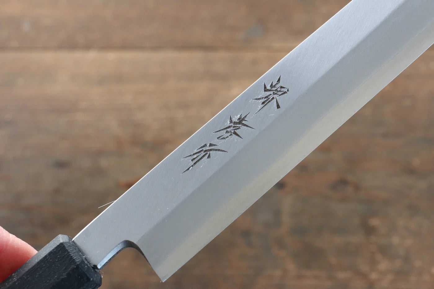 Sakai Takayuki Nanairo โมลิบดินัม INOX มีด Yanagiba มีดทำครัวญี่ปุ่น 270mm ด้ามพลาสติก ABS (เคลือบดำ)