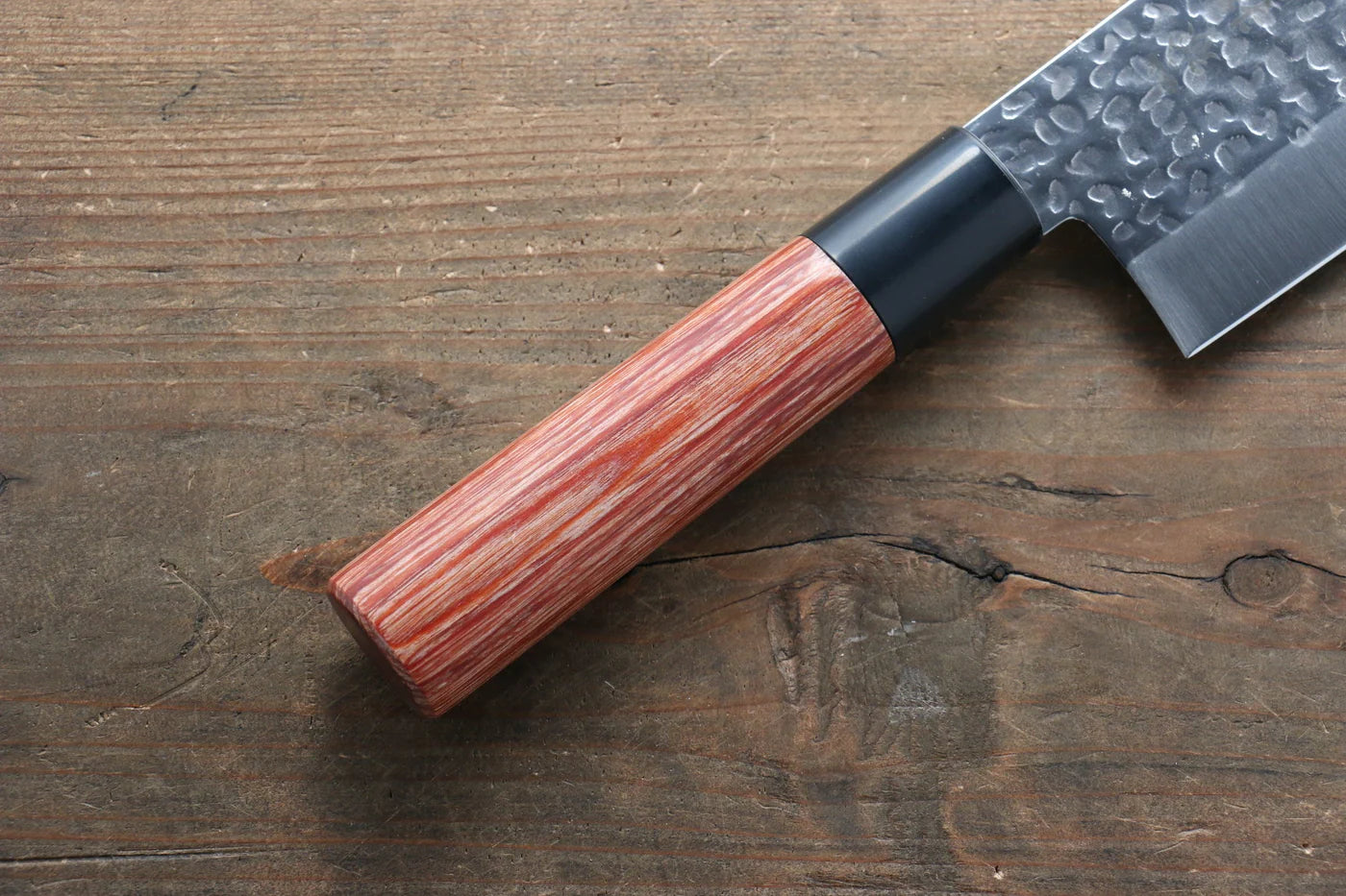 Kanetsune DSR-1K6 ลายค้อนตี มีดหั่นผัก Nakiri มีดทำครัวญี่ปุ่น 165mm ด้ามไม้ Pakka wood สีแดง