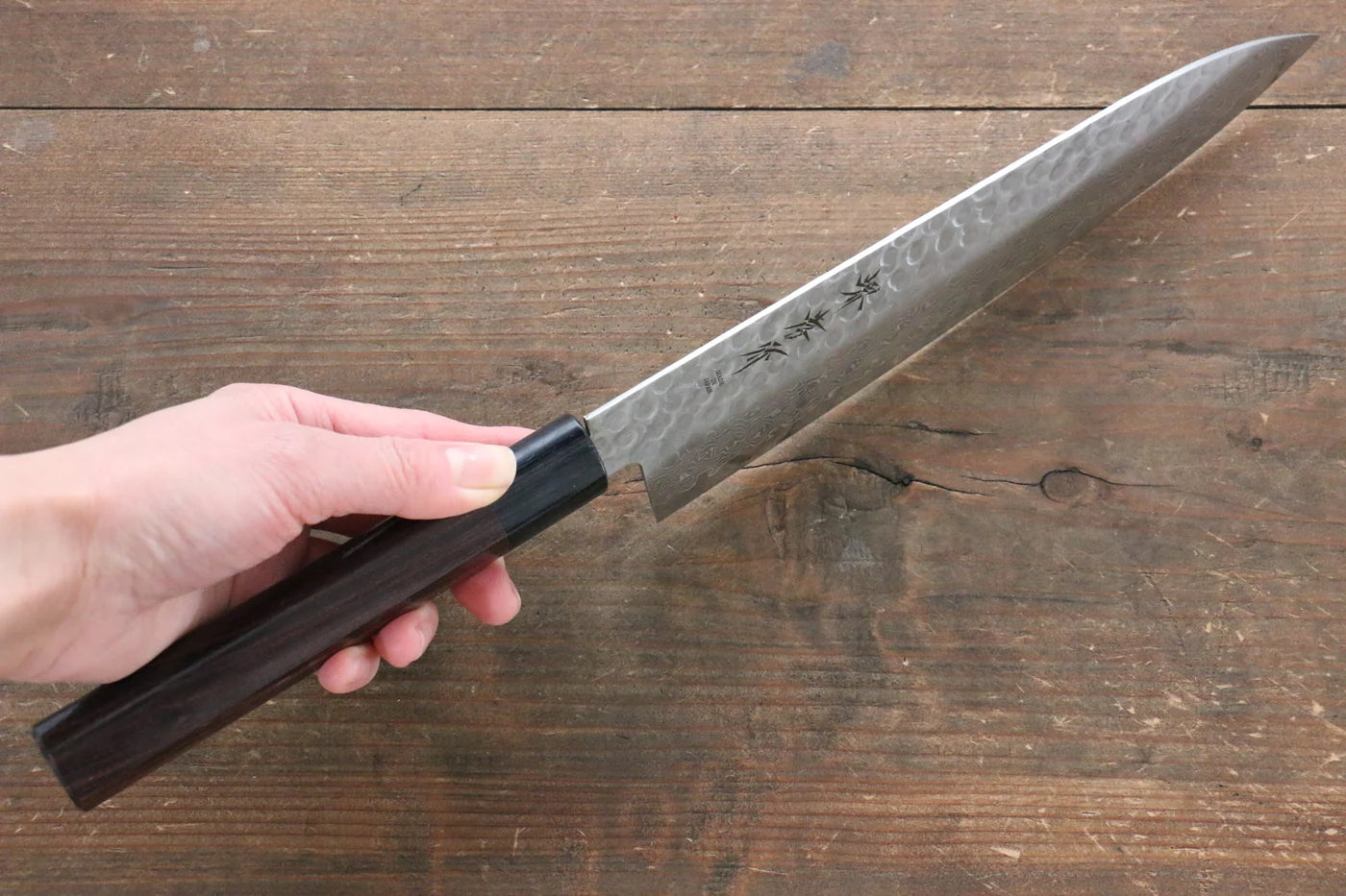 Sakai Takayuki AUS10 ดามัสกัส 45 ชั้น มีดกิวโตะ Gyuto มีดทำครัวญี่ปุ่น 210mm ด้ามไม้พะยูง