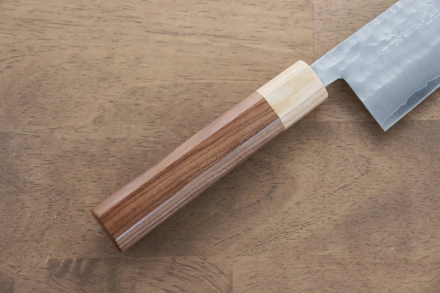 Kunihira VG1 ลายค้อนตี มีด Santoku มีดทำครัวญี่ปุ่น 170mm ด้ามสีม่วง