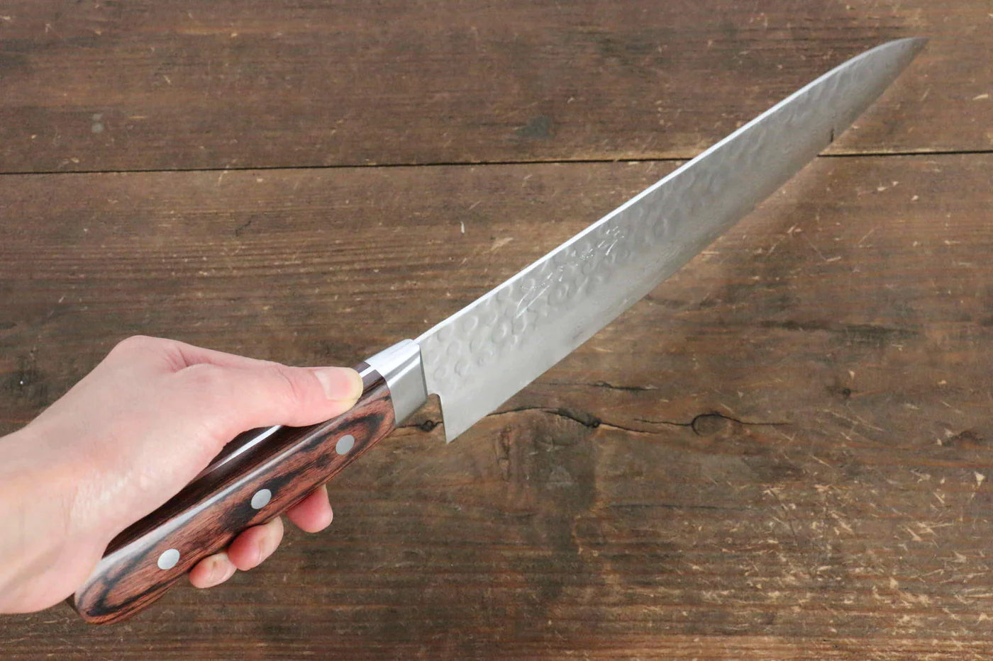 Jikko VG10 17 ชั้น มีดกิวโตะ Gyuto มีดทำครัวญี่ปุ่น 240mm ด้ามไม้มะฮอกกานี