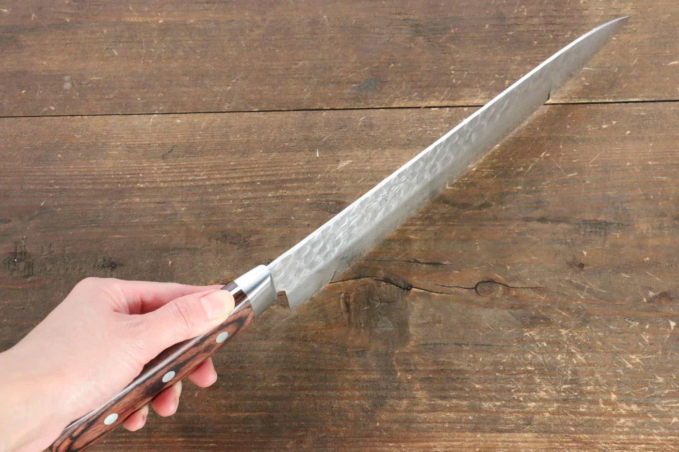 Jikko VG10 17 ชั้น มีดกิวโตะ Gyuto มีดทำครัวญี่ปุ่น 240mm ด้ามไม้มะฮอกกานี