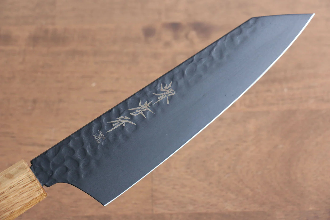 Sakai Takayuki Kurokage VG10 ลายค้อนตี เคลือบเทฟลอน มีด Kiritsuke Santoku มีดทำครัวญี่ปุ่น 160mm ด้ามไม้โอ๊กเผา