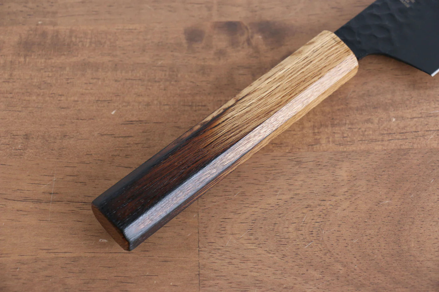 Sakai Takayuki Kurokage VG10 ลายค้อนตี เคลือบเทฟลอน มีด Kiritsuke Santoku มีดทำครัวญี่ปุ่น 160mm ด้ามไม้โอ๊กเผา