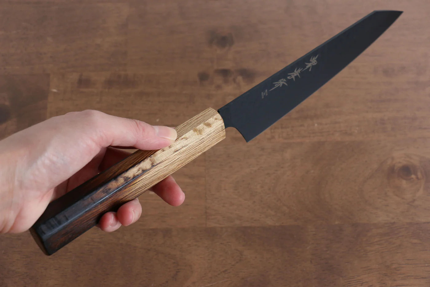 Sakai Takayuki Kurokage VG10 ลายค้อนตี เคลือบเทฟลอน มีด Kiritsuke Santoku มีดทำครัวญี่ปุ่น 160mm ด้ามไม้โอ๊กเผา