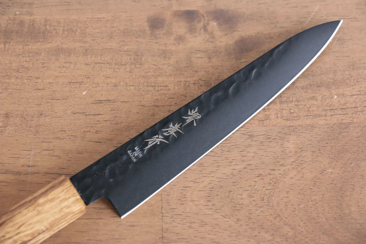 Sakai Takayuki Kurokage VG10 ลายค้อนตี เคลือบเทฟลอน มีดขนาดเล็ก  Petty มีดทำครัวญี่ปุ่น 150mm ด้ามไม้โอ๊กเผา