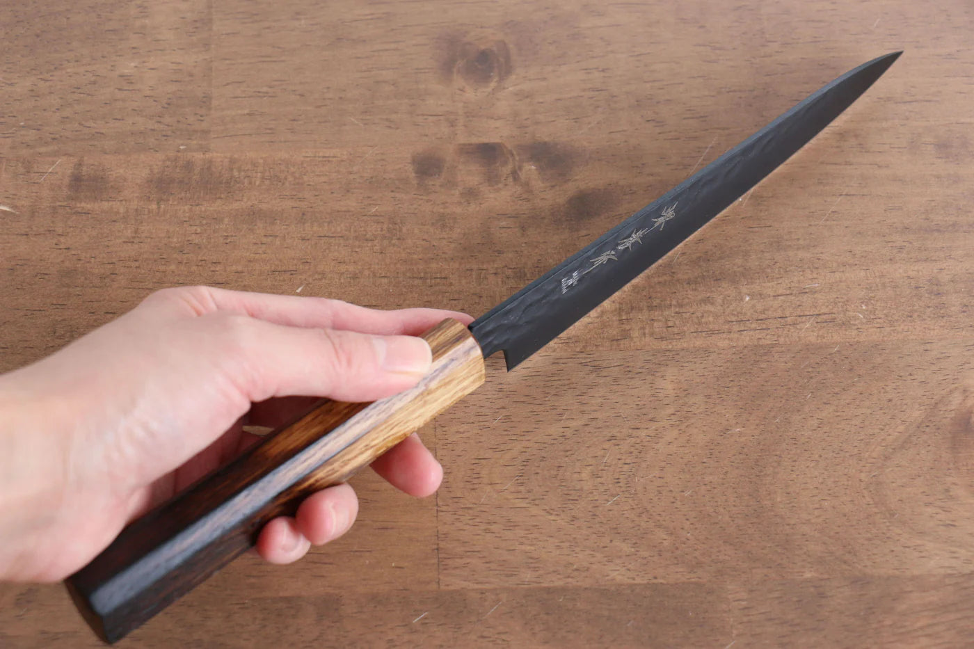 Sakai Takayuki Kurokage VG10 ลายค้อนตี เคลือบเทฟลอน มีดขนาดเล็ก  Petty มีดทำครัวญี่ปุ่น 150mm ด้ามไม้โอ๊กเผา