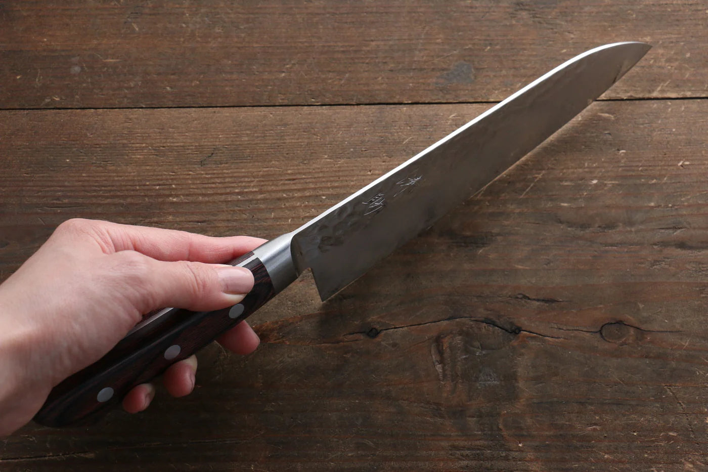 Seisuke VG10 33 ชั้น ดามัสกัส มีด Santoku มีดทำครัวญี่ปุ่น 180mm ด้ามมะฮอกกานี มีฝัก (ปลอก) มีด