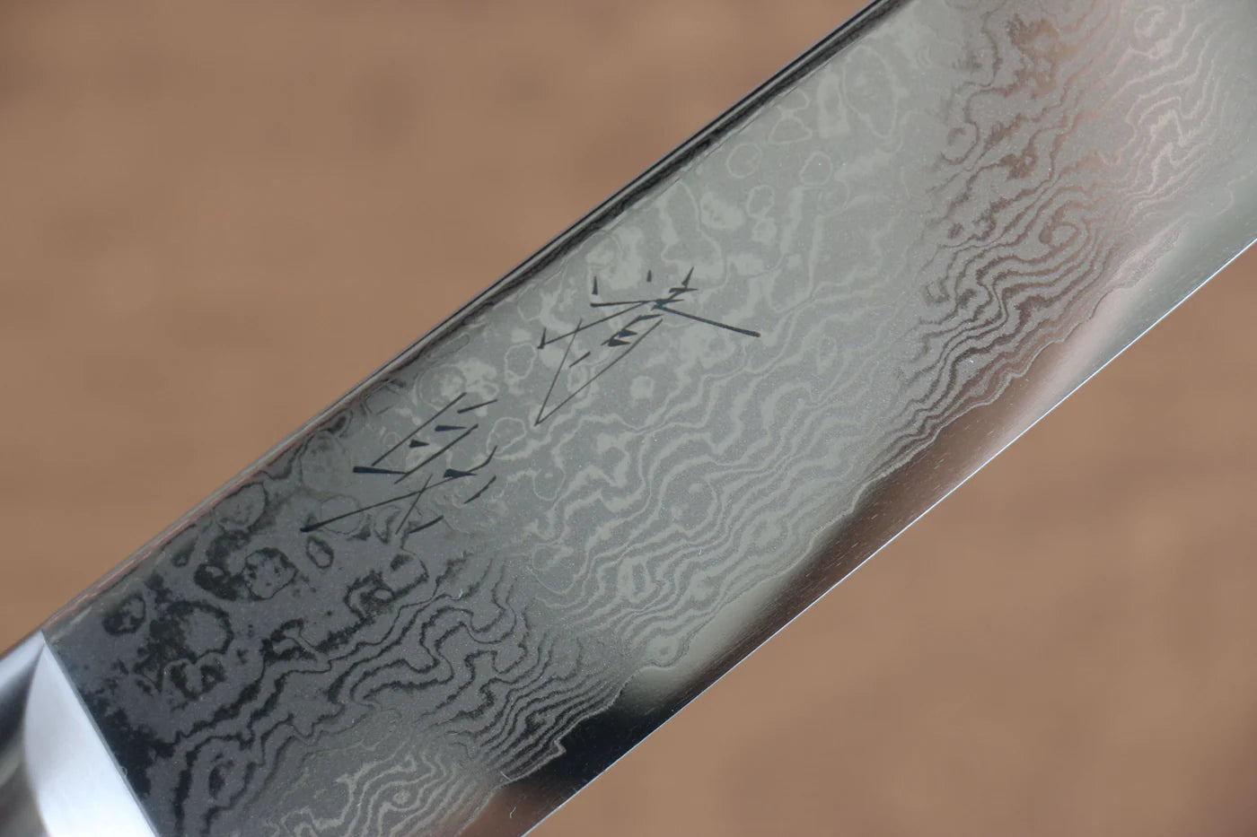 Seisuke VG10 ขัดขึ้นเงากระจก ลายดามัสกัส มีดสไลซ์ มีดทำครัวญี่ปุ่น 210mm ด้าม Micarta ดำ