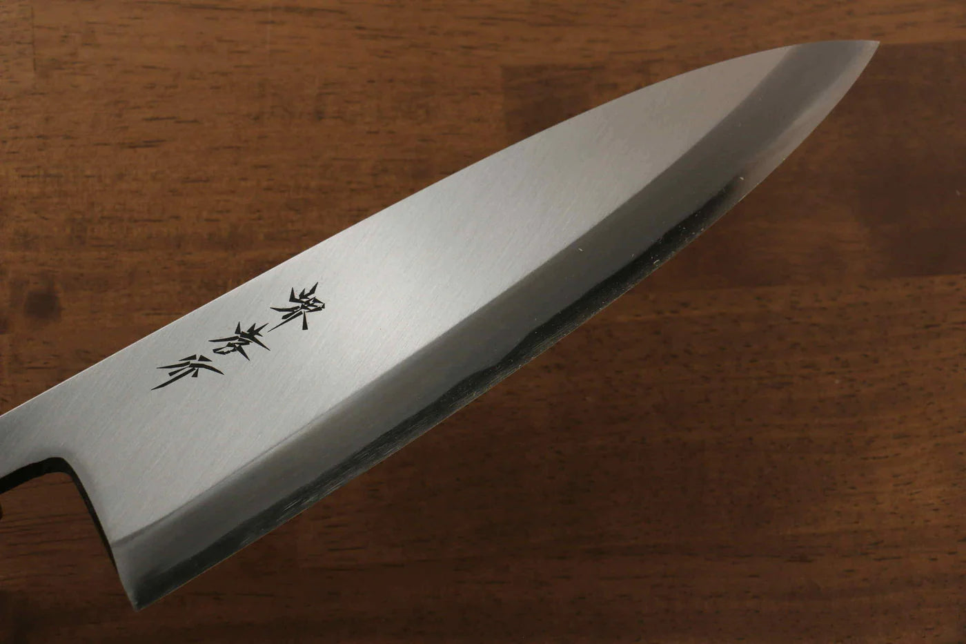Sakai Takayuki Kasumitogi White Steel (เหล็กกล้าขาว) มีด Deba มีดทำครัวญี่ปุ่น 225mm ด้ามต้นเเมกโนเลีย