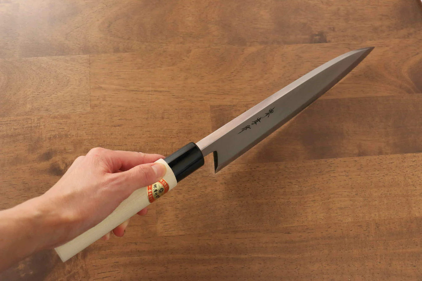 Sakai Takayuki Kasumitogi White Steel (เหล็กกล้าขาว) มีด Deba มีดทำครัวญี่ปุ่น 225mm ด้ามต้นเเมกโนเลีย