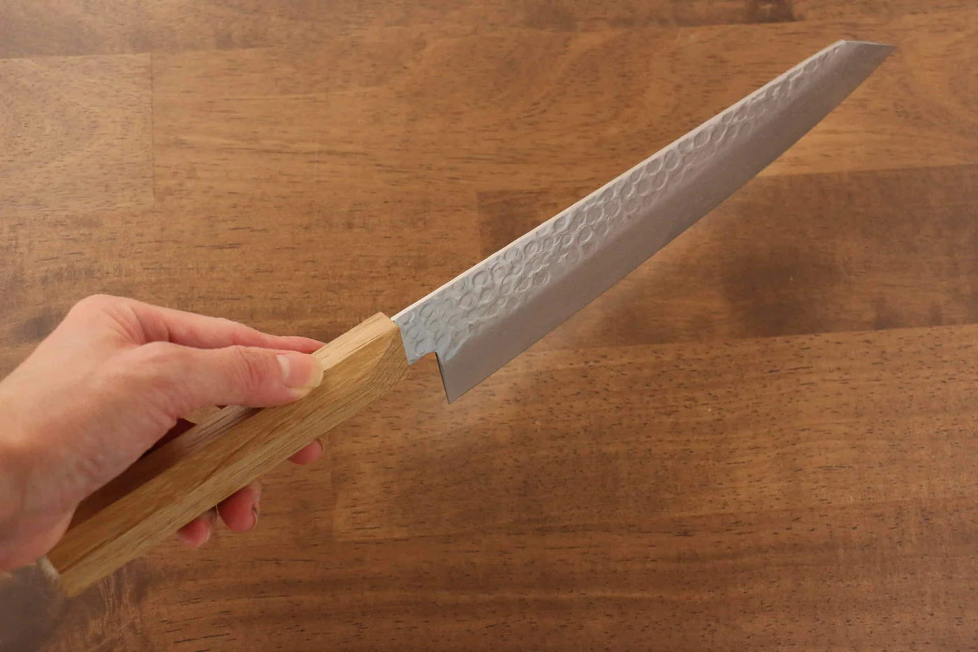 Jikko VG10 17 ชั้น มีดกิวโตะ Gyuto มีดทำครัวญี่ปุ่น 230mm ด้ามไม้โอ๊ค