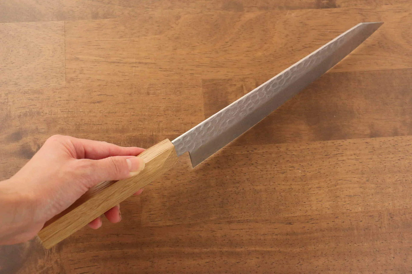 Jikko VG10 17 ชั้น มีดกิวโตะ Gyuto มีดทำครัวญี่ปุ่น 230mm ด้ามไม้โอ๊ค