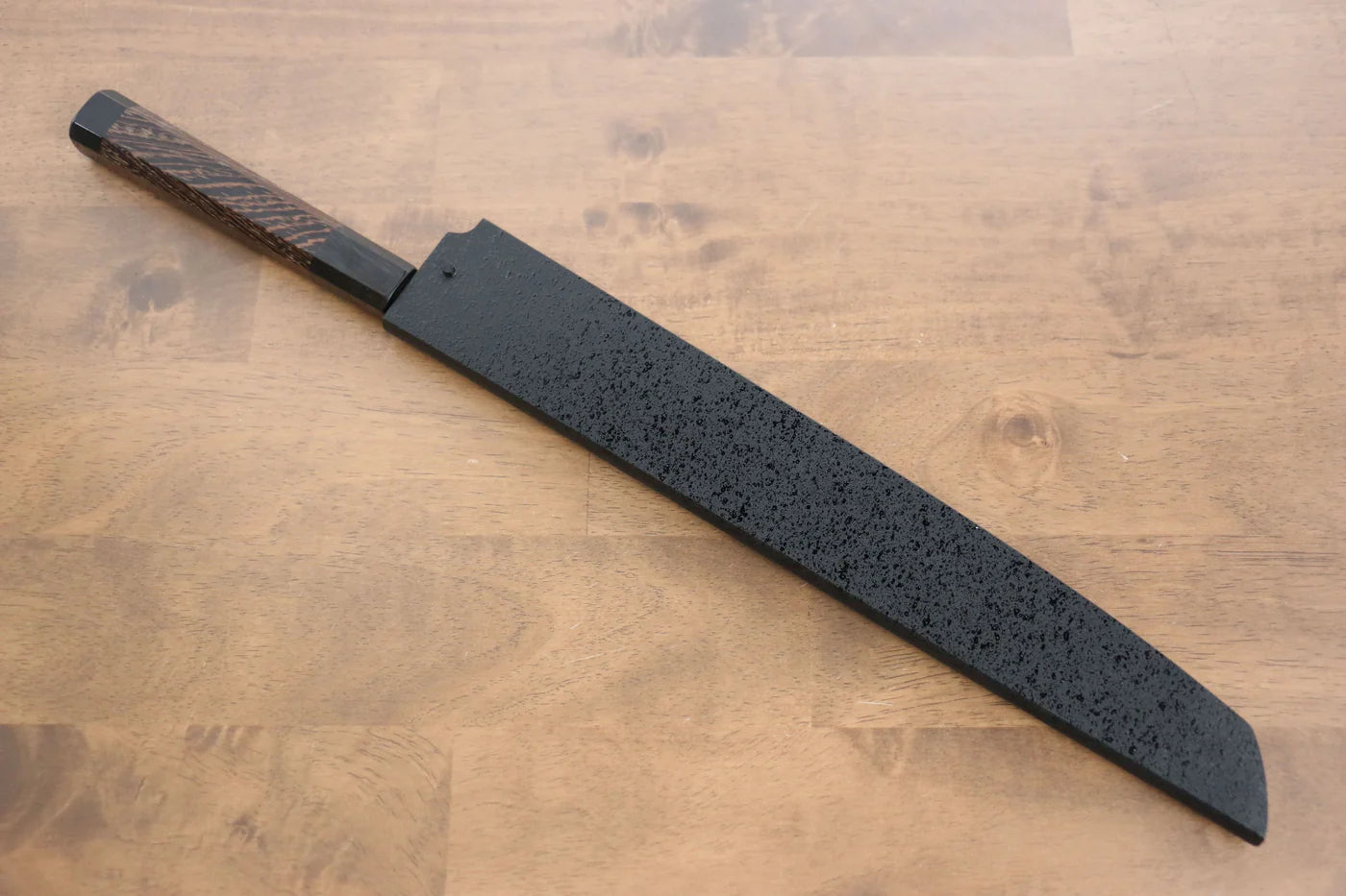 Sakai Takayuki Water Quenching Honyaki White Steel (เหล็กกล้าขาว) No.2 ขัดขึ้นเงากระจก มีด Sakimaru Yanagiba มีดทำครัวญี่ปุ่น 300mm ด้ามไม้เวงเก้ ประดับห่วงเขาควายคู่ มีฝัก (ปลอก) มีด