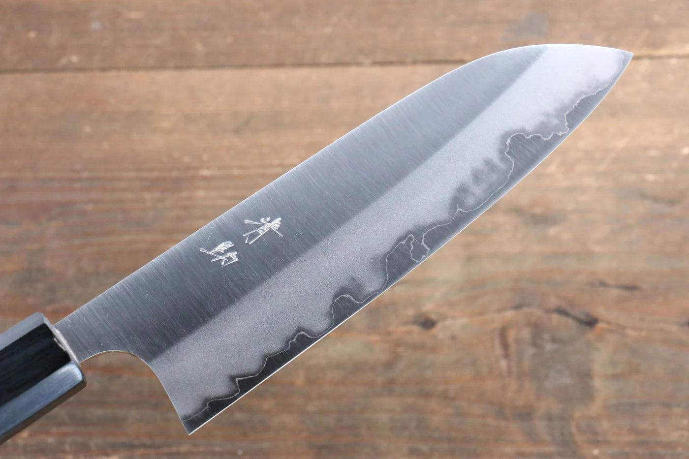 Seisuke White Steel (เหล็กกล้าขาว) ขัด มีด Santoku มีดทำครัวญี่ปุ่น 165mm ด้ามฮอนดูรัส