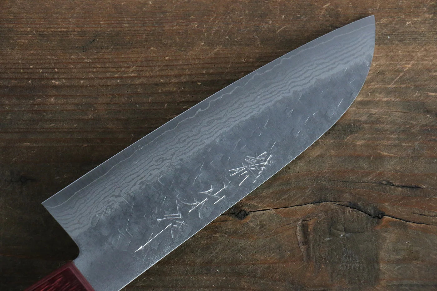 Nao Yamamoto VG10 ดามัสกัส ลายค้อนตี มีด Santoku มีดทำครัวญี่ปุ่น 170mm ด้ามไม้ Pakka wood สีแดง