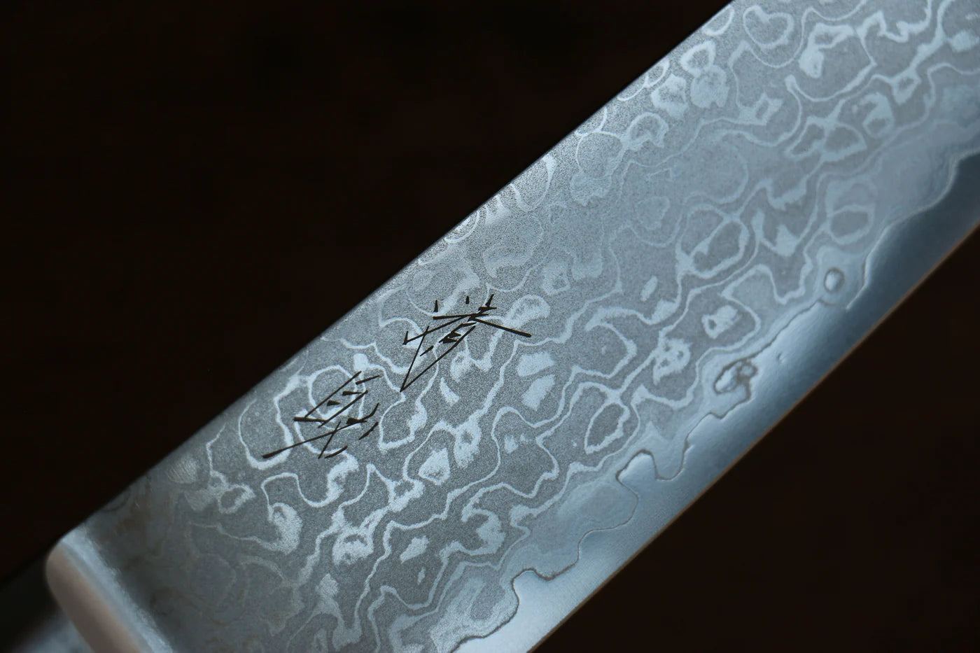 Seisuke VG10 ดามัสกัส 8 ชั้น ขัด มีดกิวโตะ Gyuto มีดทำครัวญี่ปุ่น 210mm ด้ามไม้ Pakka wood สีดำ