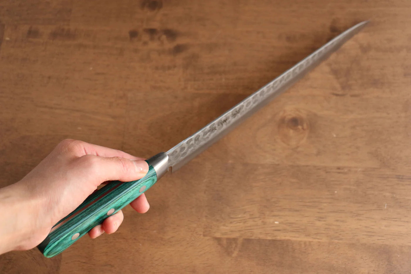 Sakai Takayuki VG10 ดามัสกัส 17 ชั้น มีดเลาะเอ็น Sujihiki มีดทำครัวญี่ปุ่น 240mm ด้ามไม้ Pakka wood เขียว