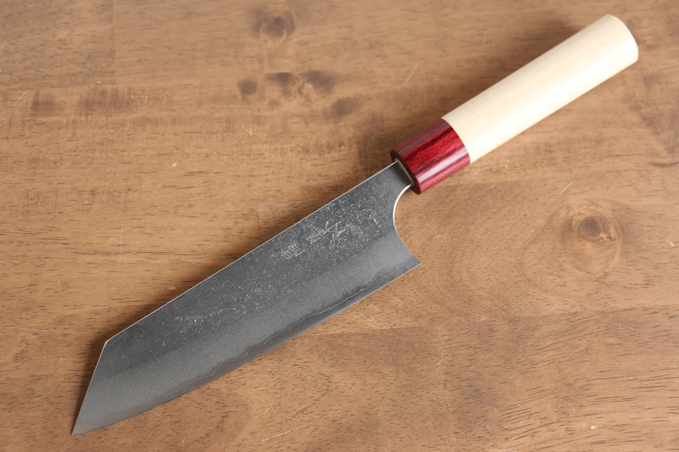 Masakage Yuki White Steel (เหล็กกล้าขาว) No.2 ลายคล้ายผิวลูกสาลี่ มีดสำหรับการใช้งานได้ทั่วไป Bunka มีดทำครัวญี่ปุ่น 170mm ด้ามต้นเเมกโนเลีย