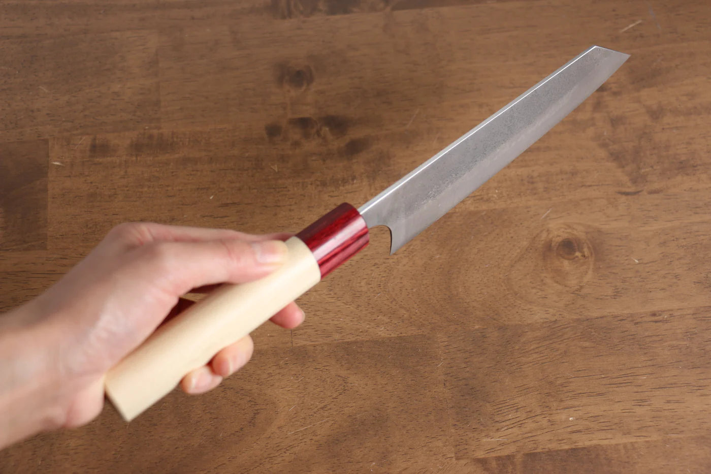 Masakage Yuki White Steel (เหล็กกล้าขาว) No.2 ลายคล้ายผิวลูกสาลี่ มีดสำหรับการใช้งานได้ทั่วไป Bunka มีดทำครัวญี่ปุ่น 170mm ด้ามต้นเเมกโนเลีย