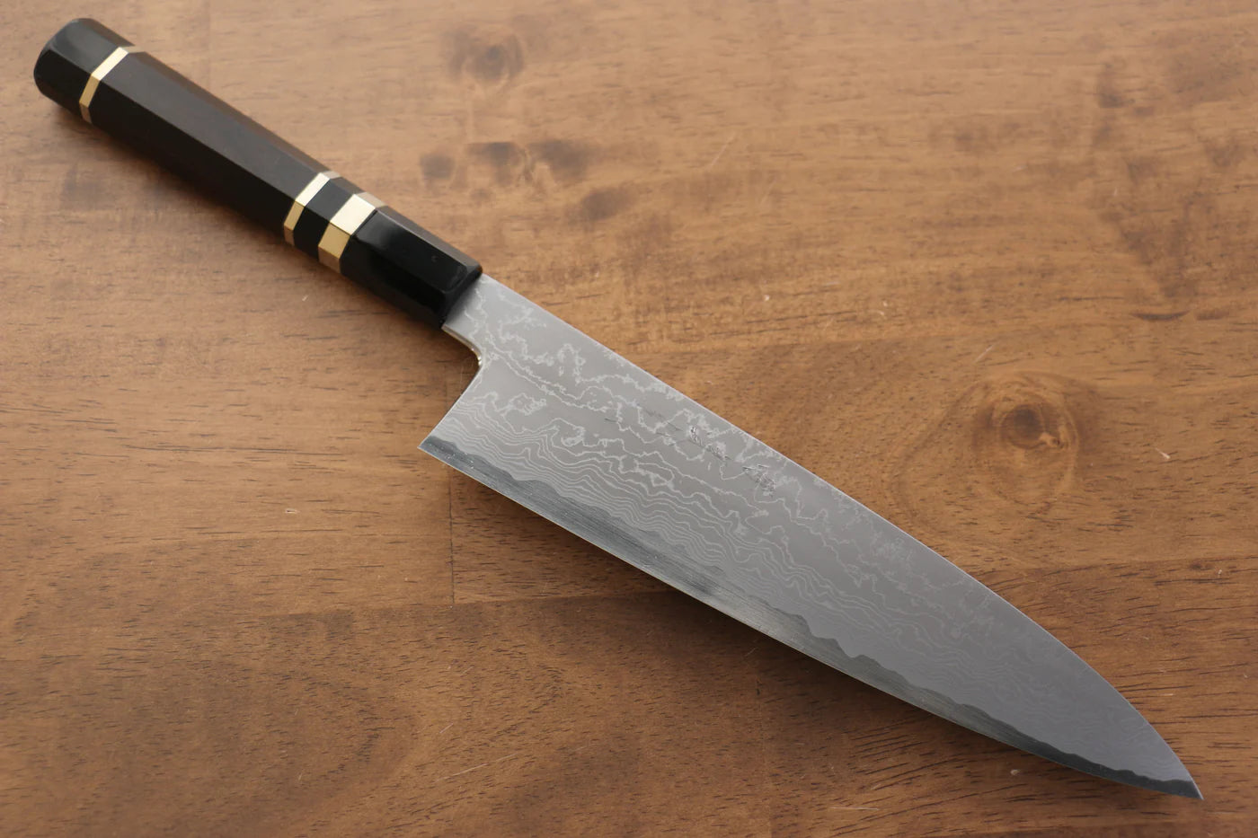 Jikko Blue Steel (บลูสตีล) ดามัสกัส มีดกิวโตะ Gyuto มีดทำครัวญี่ปุ่น 210mm ด้ามไม้มะเกลือ (ประดับห่วงคู่)