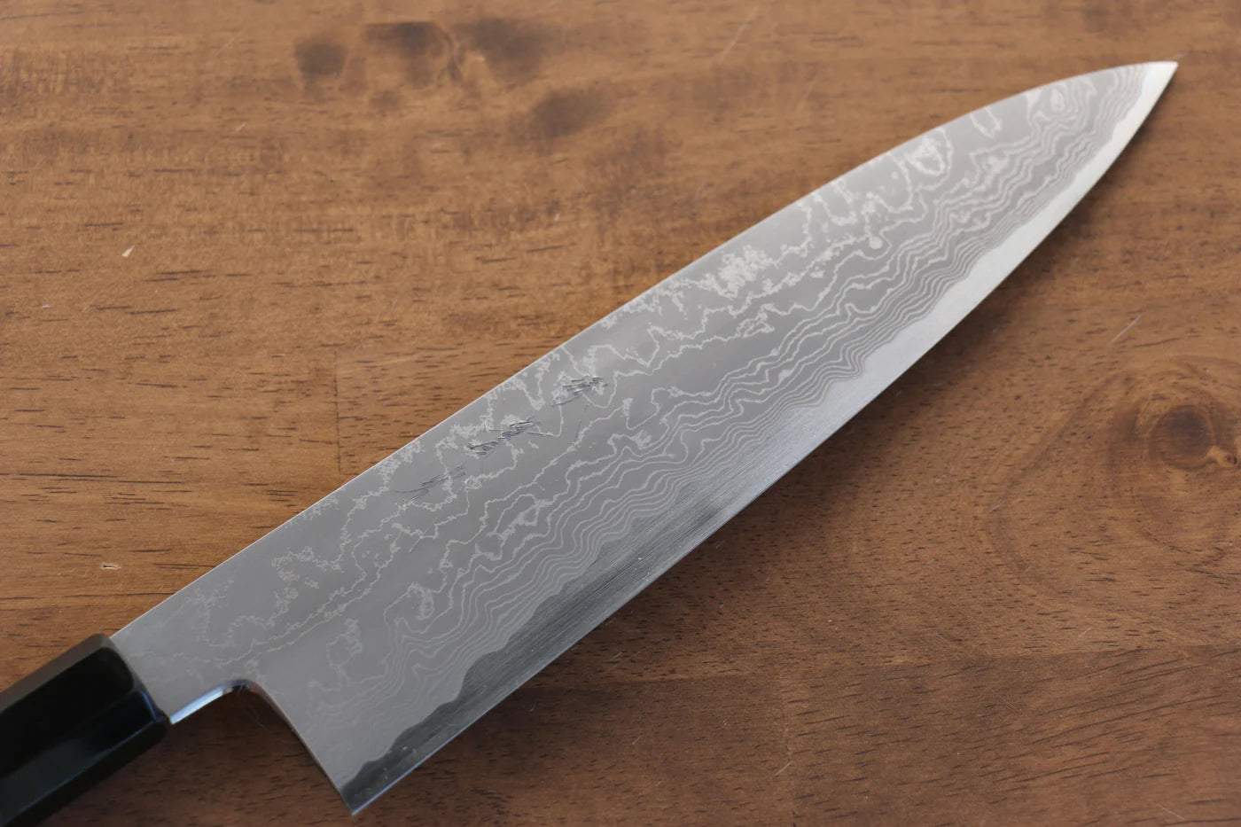 Jikko Blue Steel (บลูสตีล) ดามัสกัส มีดกิวโตะ Gyuto มีดทำครัวญี่ปุ่น 210mm ด้ามไม้มะเกลือ (ประดับห่วงคู่)