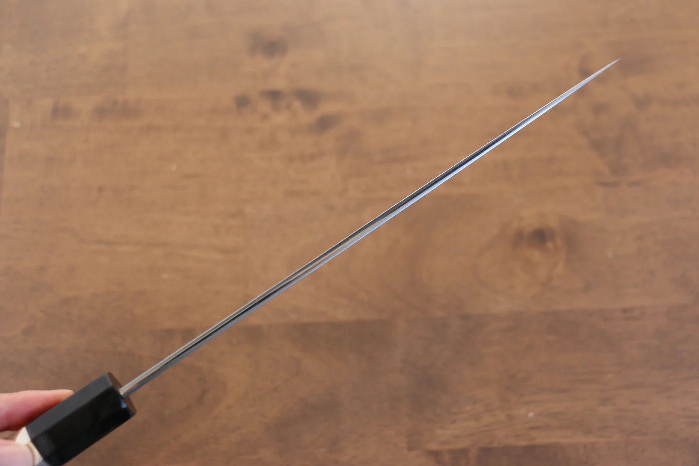 Jikko Blue Steel (บลูสตีล) ดามัสกัส มีดกิวโตะ Gyuto มีดทำครัวญี่ปุ่น 210mm ด้ามไม้มะเกลือ (ประดับห่วงคู่)