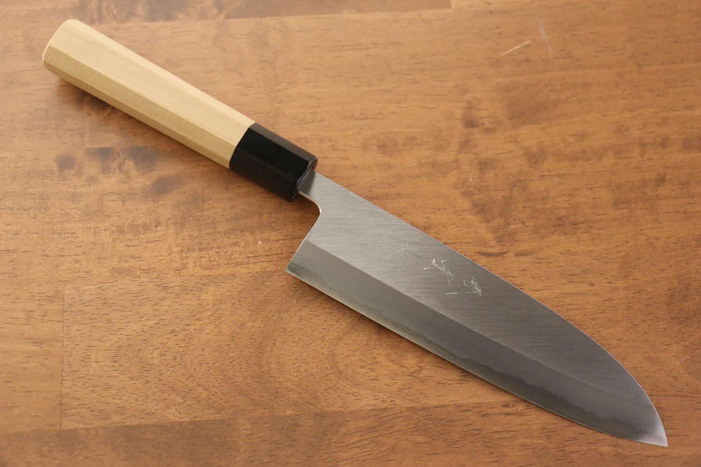 Jikko  White Steel (เหล็กกล้าขาว) No.2 มีด Santoku มีดทำครัวญี่ปุ่น 180mm ด้ามต้นเเมกโนเลีย